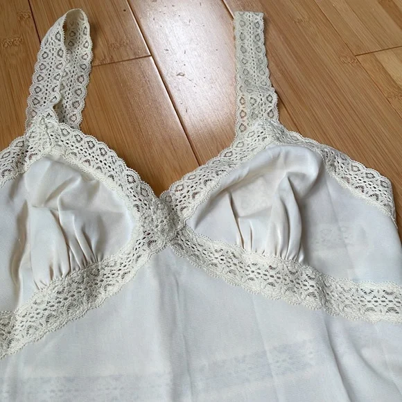 Vintage Lorraine full slip size 34 - Picture 3 of 6